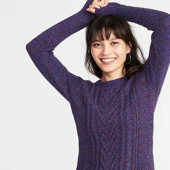 Old Navy CABLE-KNIT CREW-NECK SWEATER FOR WOMEN - Picture 2 of 3